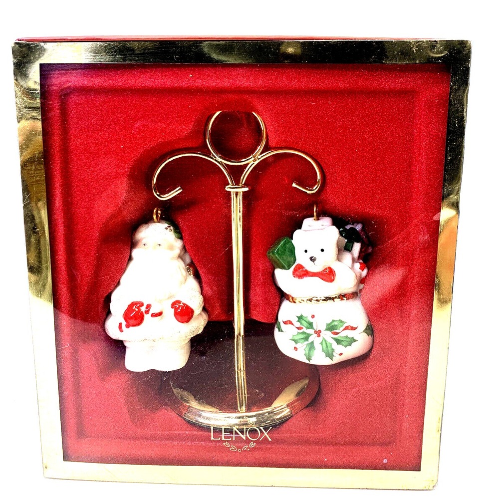 Vintage Lenox Holiday Santa And Toys‎ Salt And Pepper Shakers With Stand NIB